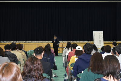 保護者と教師の会の様子