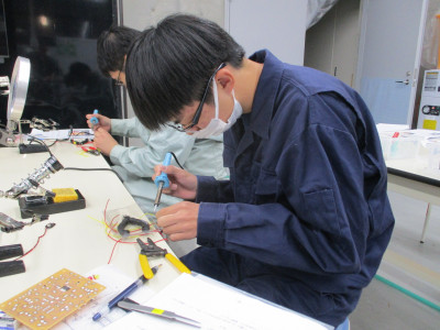 1117ビニル線はんだ付け1