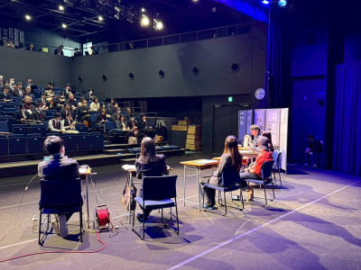 594080D6-AA49-4B9C-AEC7-EBEBCC7E2CBA